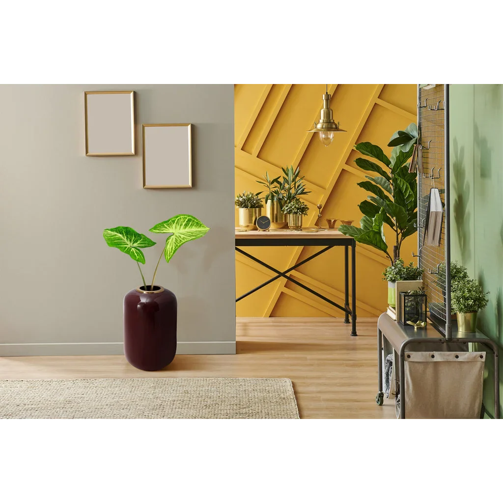 Vase Art Deco 250 Bordeaux Gold en céramique profonde avec deux feuilles de Caladium vertes