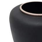 Vase Art Deco 2000 Schwarz Roségold un vase matte noir avec bord métallique rose gold