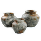Trois pots en terre cuite gris antique pour décoration intérieure H23 cm