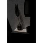 Vase décoratif en terre cuite et rotin noir 24 cm