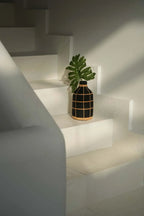 Vase décoratif en terre cuite et rotin noir 24 cm