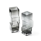 Vases en verre recyclé gris fumé cubiques empilés, gradient clair à foncé, H30 cm