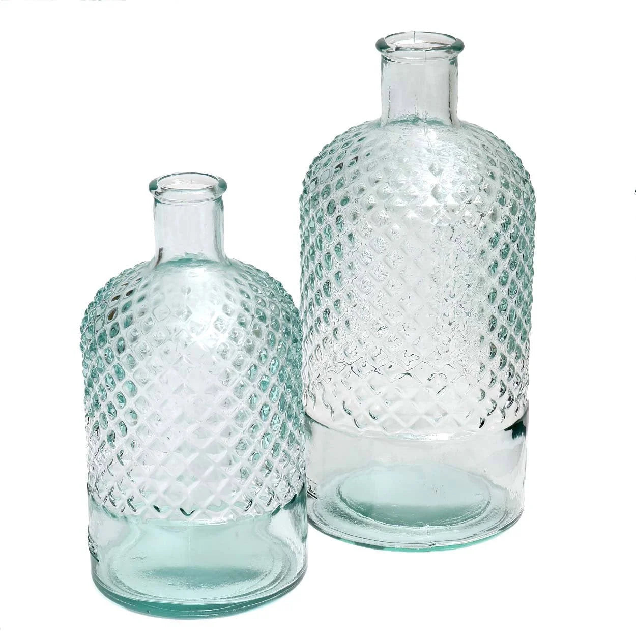 Deux vases décoratifs en verre recyclé avec motif losange, hauteur 22 cm