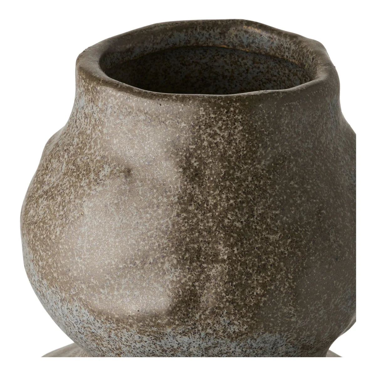 Vase organique en céramique mouchetée brun gris avec une texture et un bord irrégulier