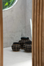 Vase rond en terre cuite et rotin noir naturel 19 cm