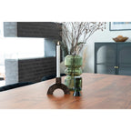 Vase rond en verre vert texturé 25 cm avec branches sèches délicates