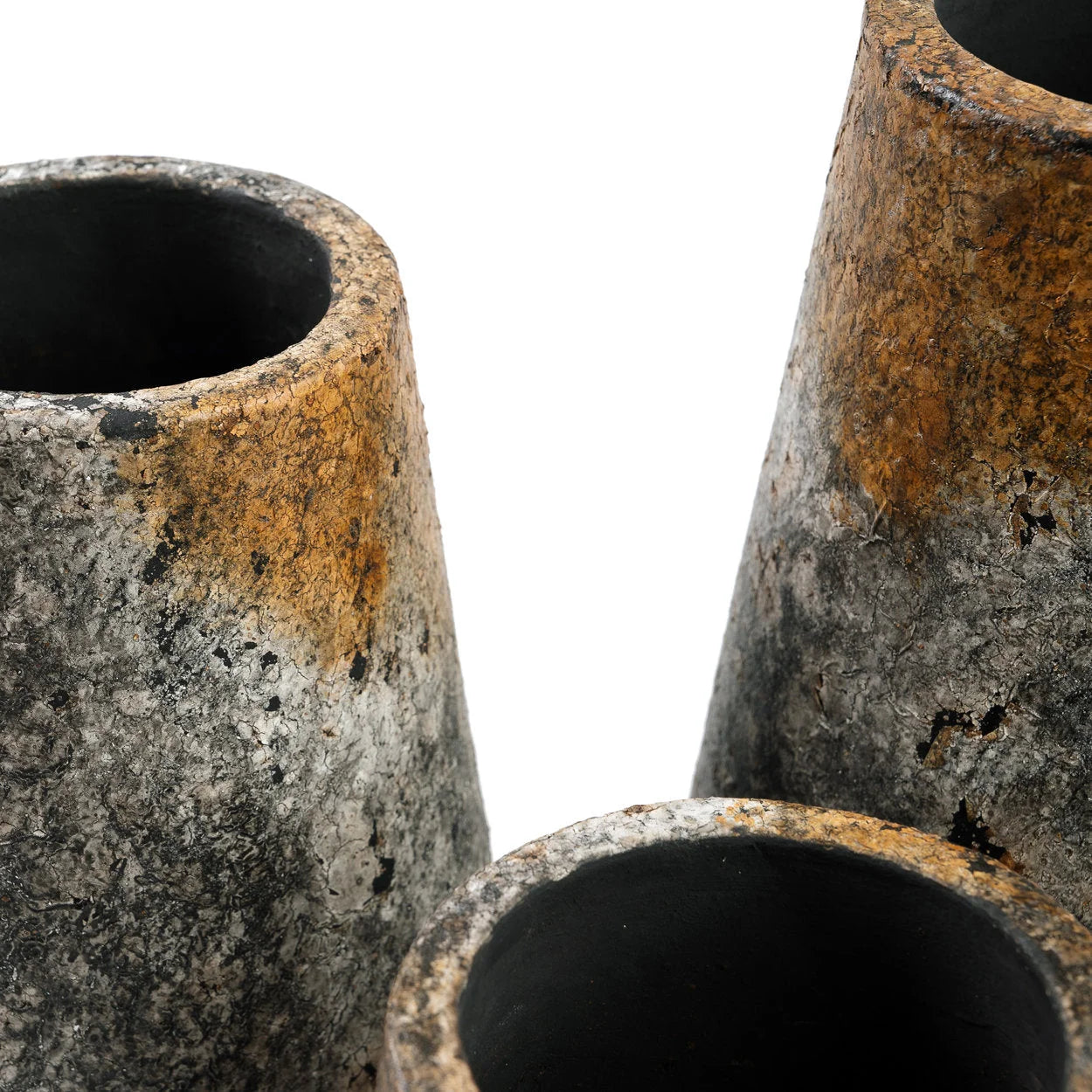 Vases en terracotta effet pierre gris moucheté avec accents rustiques, H26 cm
