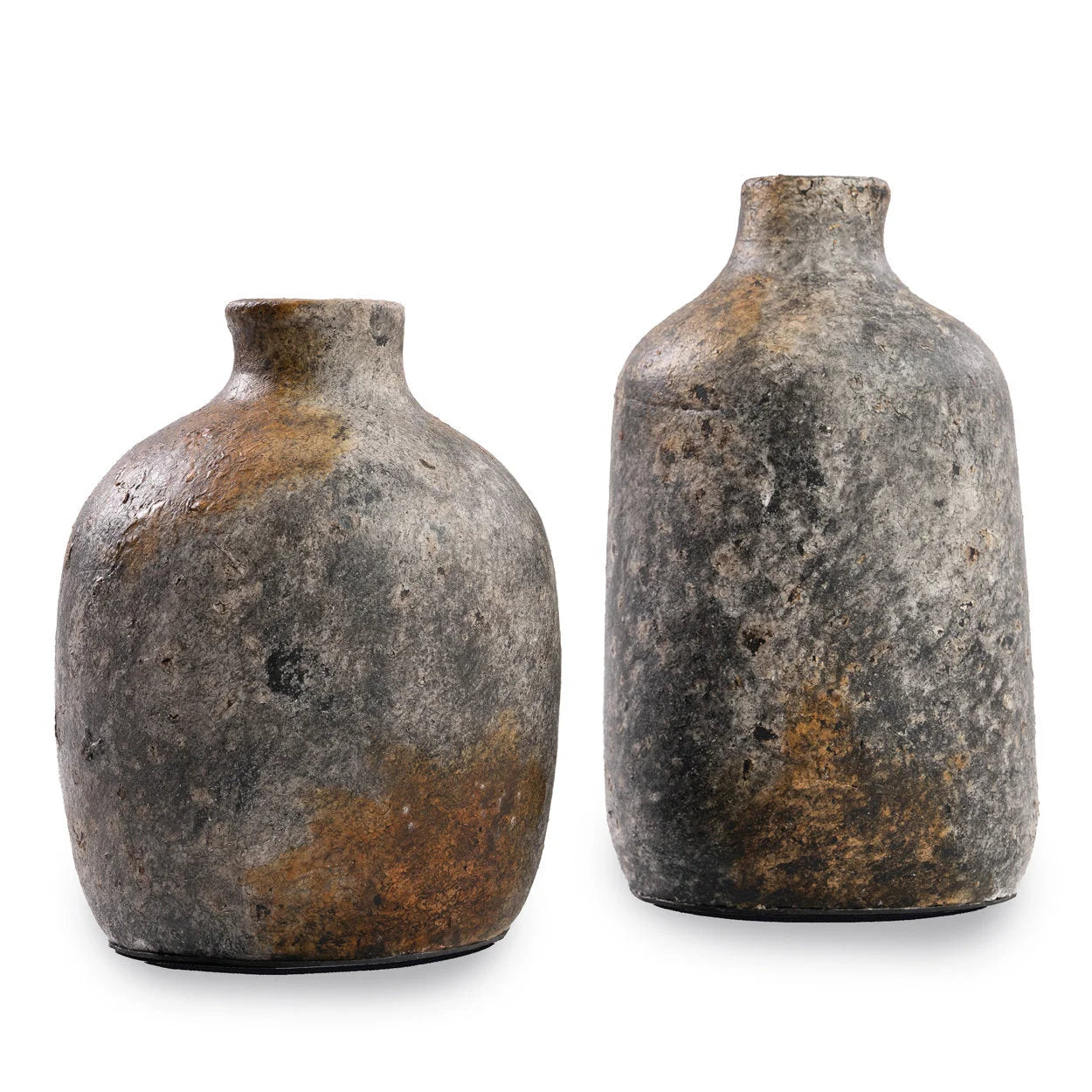 Vase en terre cuite gris antique finition vieillie – H24 cm