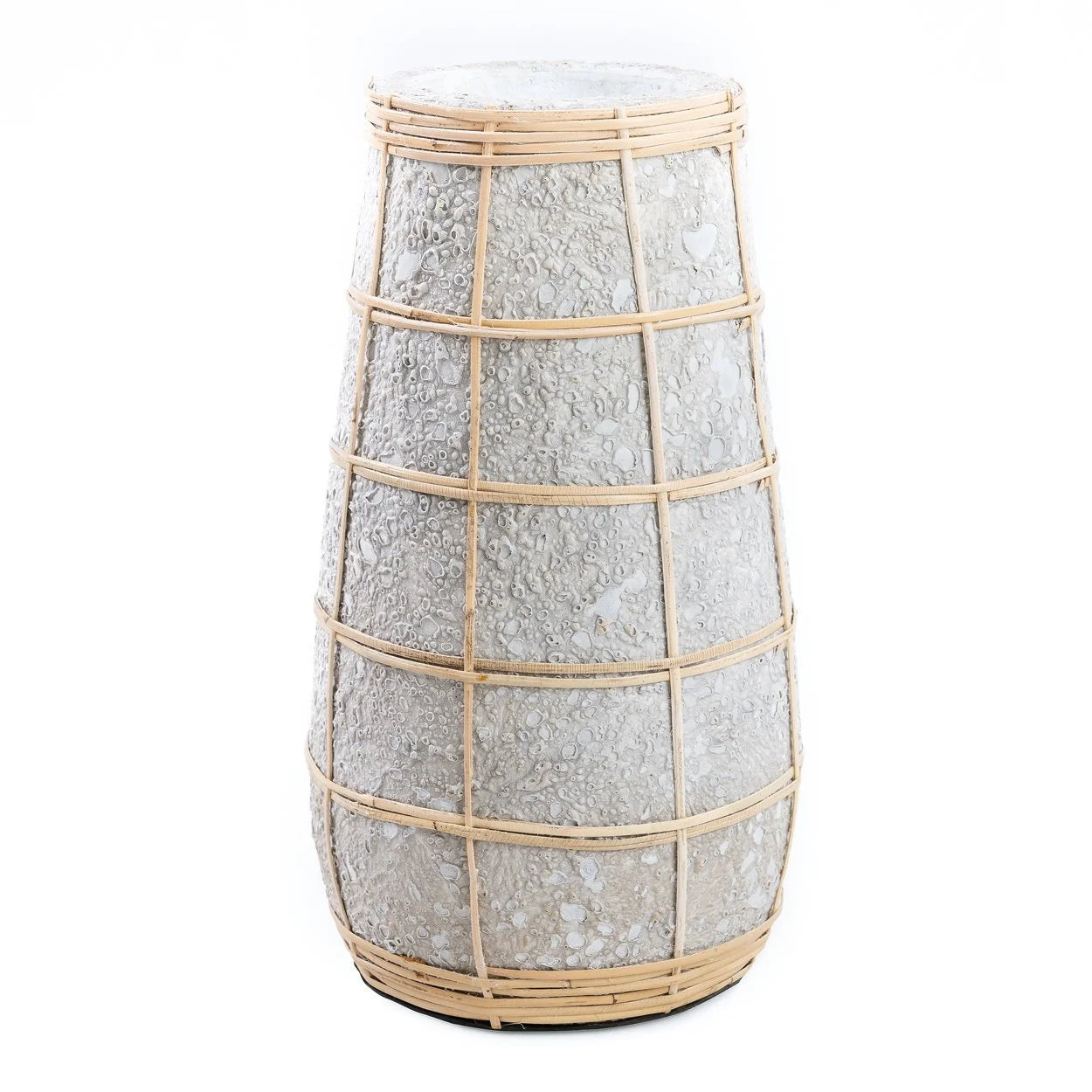 Vase en terre cuite gris avec cadre en rotin naturel de 31 cm