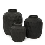Trois vases en terre cuite noire texturée 18 cm avec motif contemporain