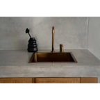 Vase en terre cuite noir fait main 13 cm x 6 cm