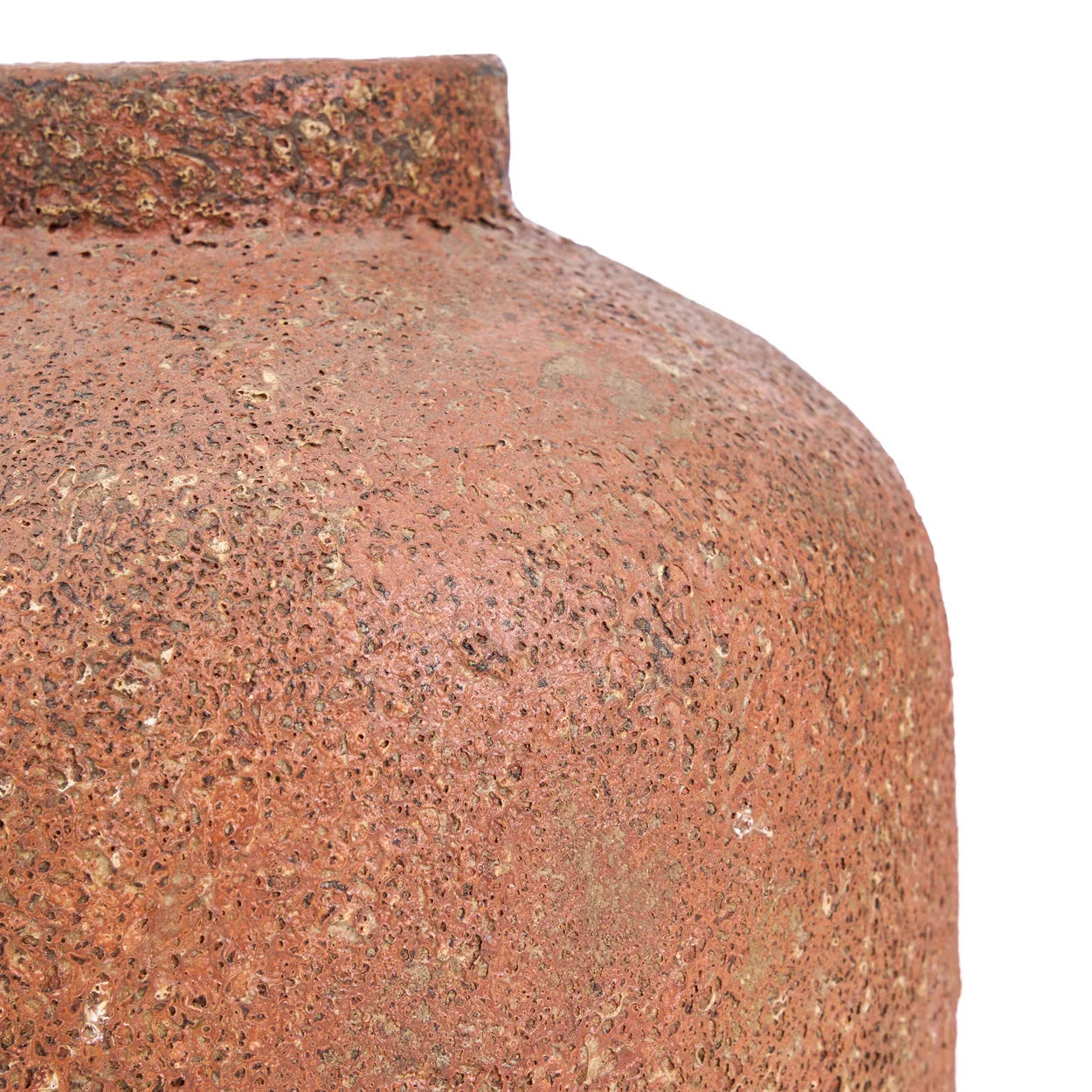 Vase en terre cuite texturée brun terracotta à col court, H40 cm