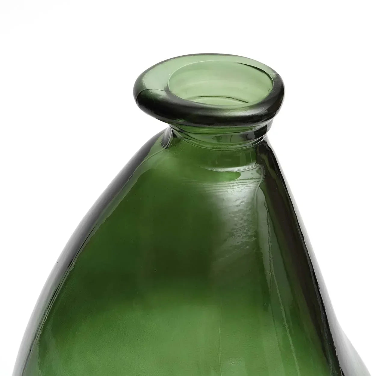 Diffuseur de vase en verre recyclé vert avec col arrondi et design incurvé