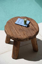 Table basse en teck rustique avec finition naturelle